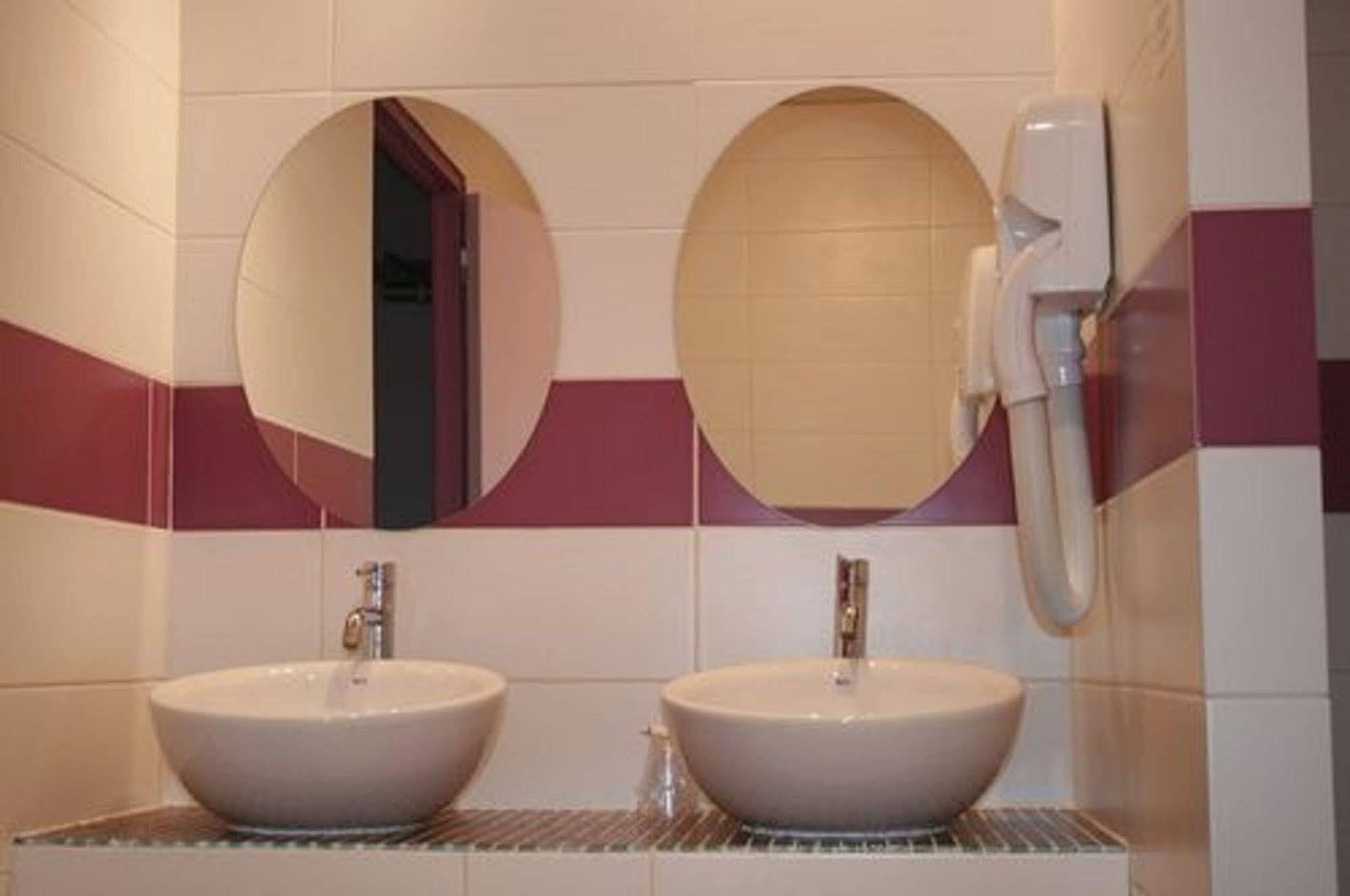 Universitaire Lanteri 3* Fontenay-aux-Roses